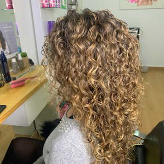 pelo rizado